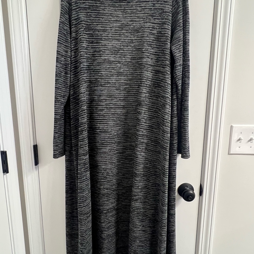 LuLaRoe Large Sarah New Without Tags. Gray Women's Cardigan - Picture 2 of 4